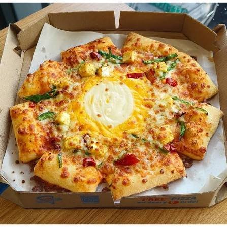 Cheese Lava Pizza