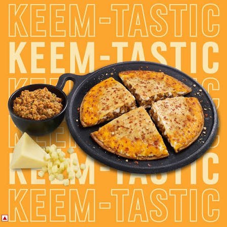 Domino's Chicken Keema Paratha Pizza