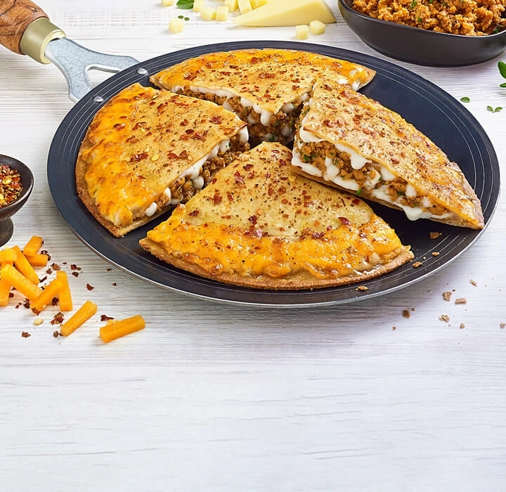 Chicken Keema Paratha Pizza