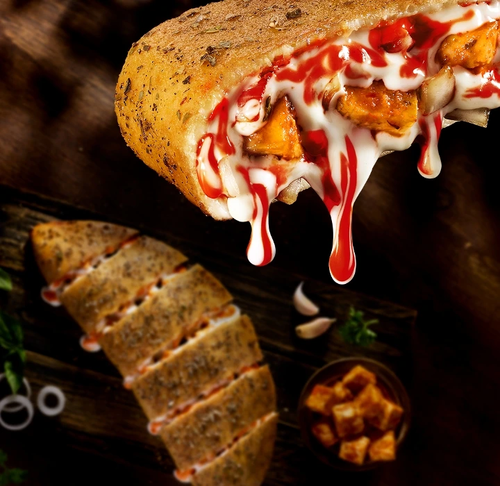 Fiery Paneer Tikka Garlic Bread